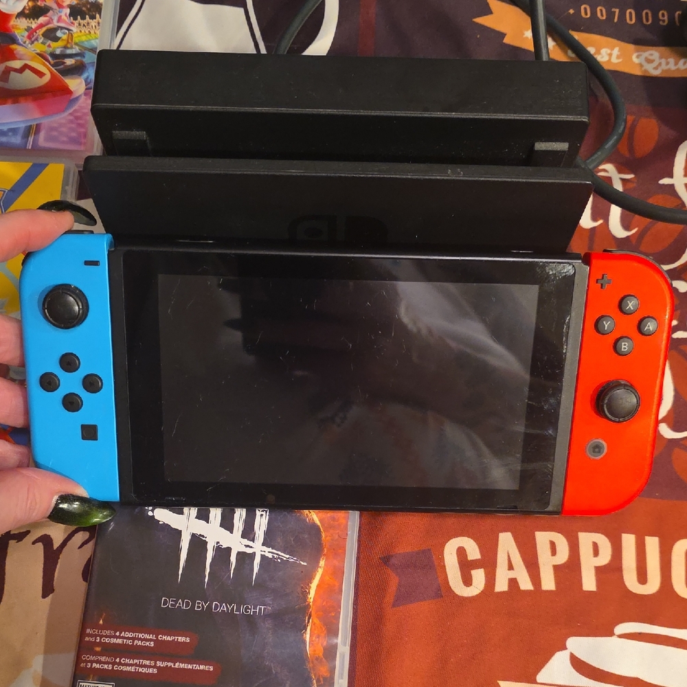 Nintendo Switch Handheld Console - Blue and Red With 5 Games All Great Condition